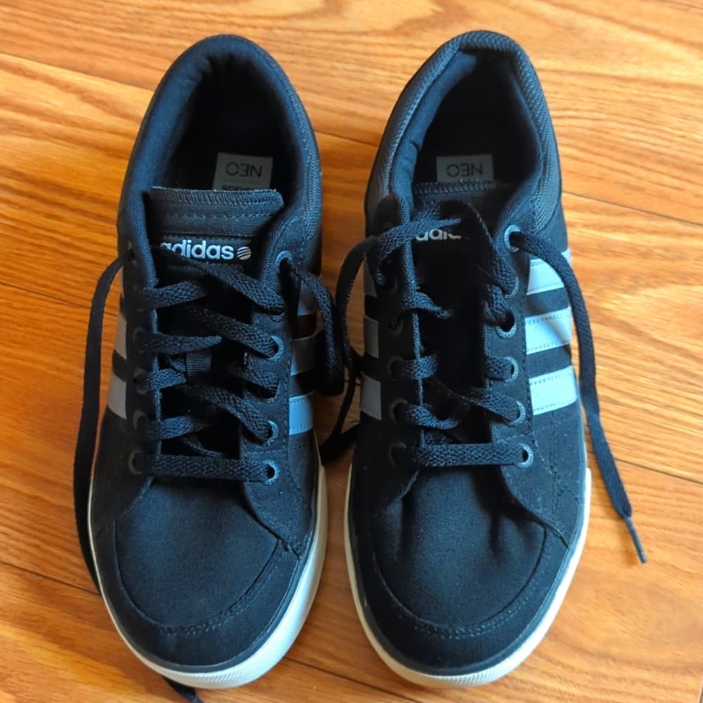 Adidas Neo Sneakers